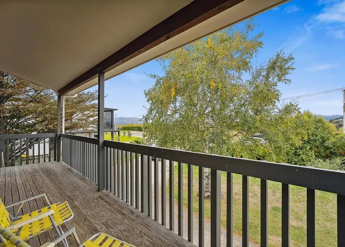 Crescent View -